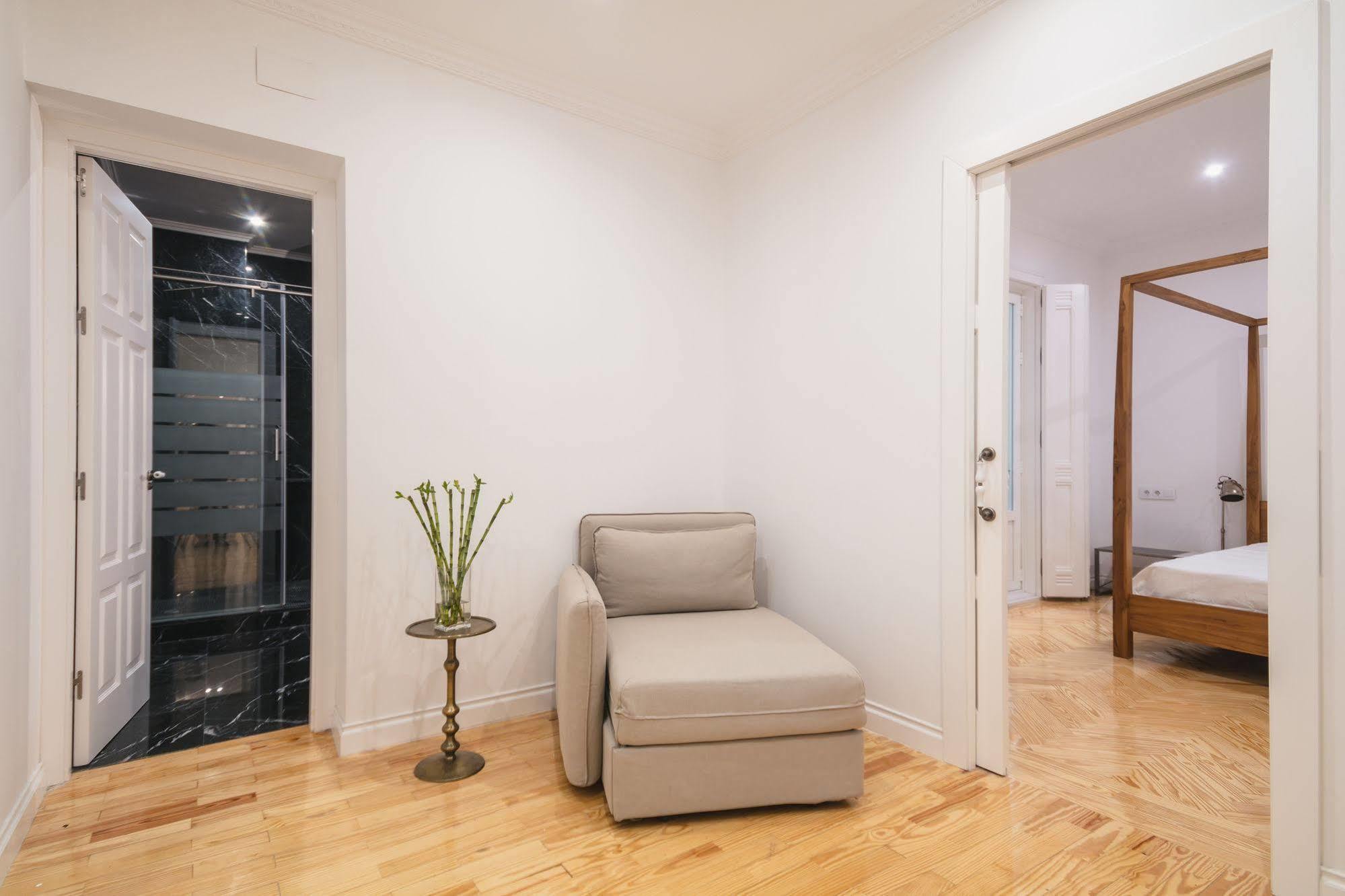 Apartmán Fuencarral Madrid Exteriér fotografie
